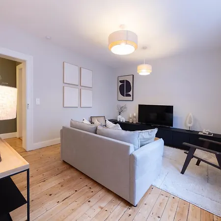 Urban Chic - Vacation & Business アパート